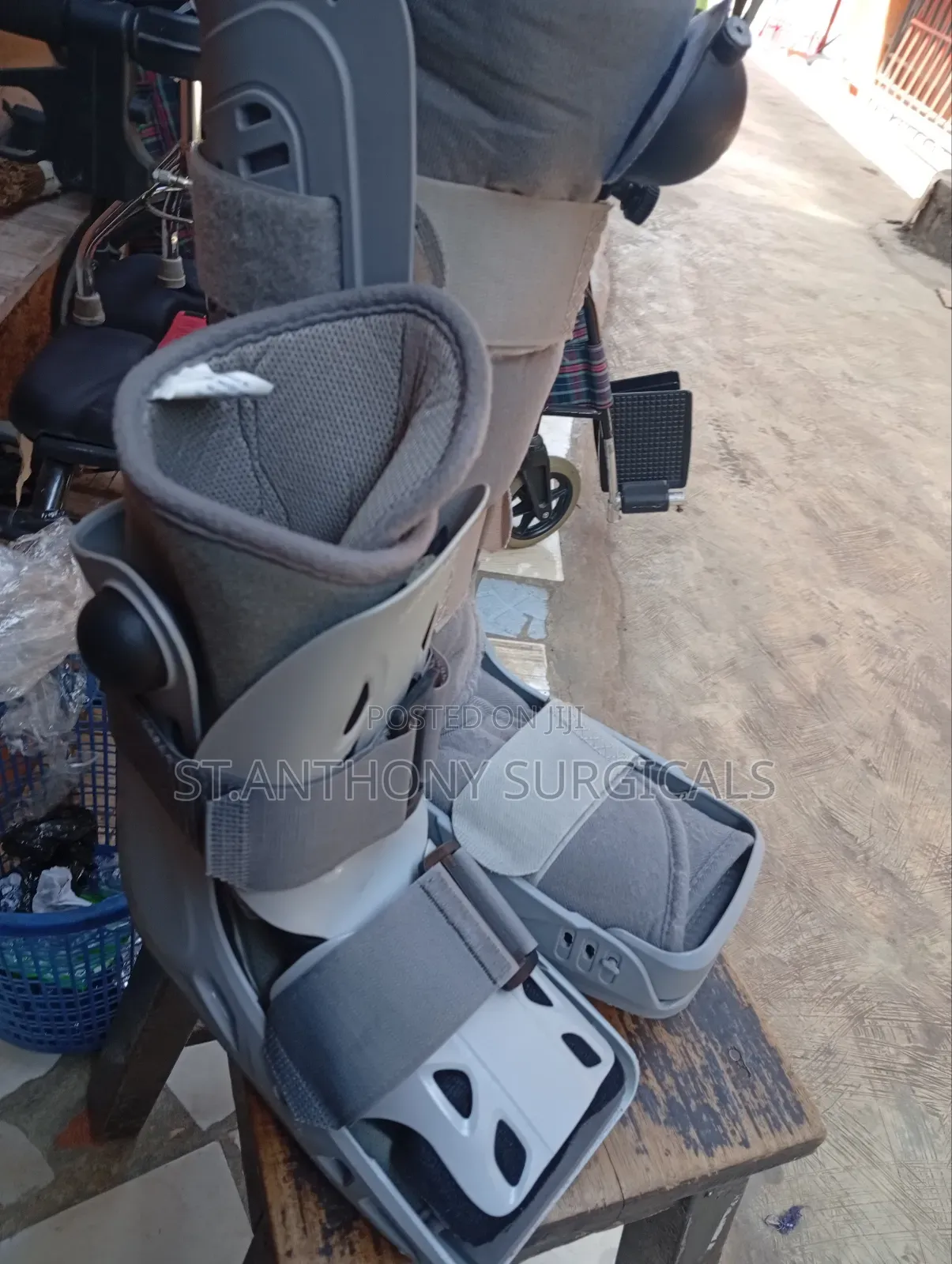 Air Cast Walker Boot