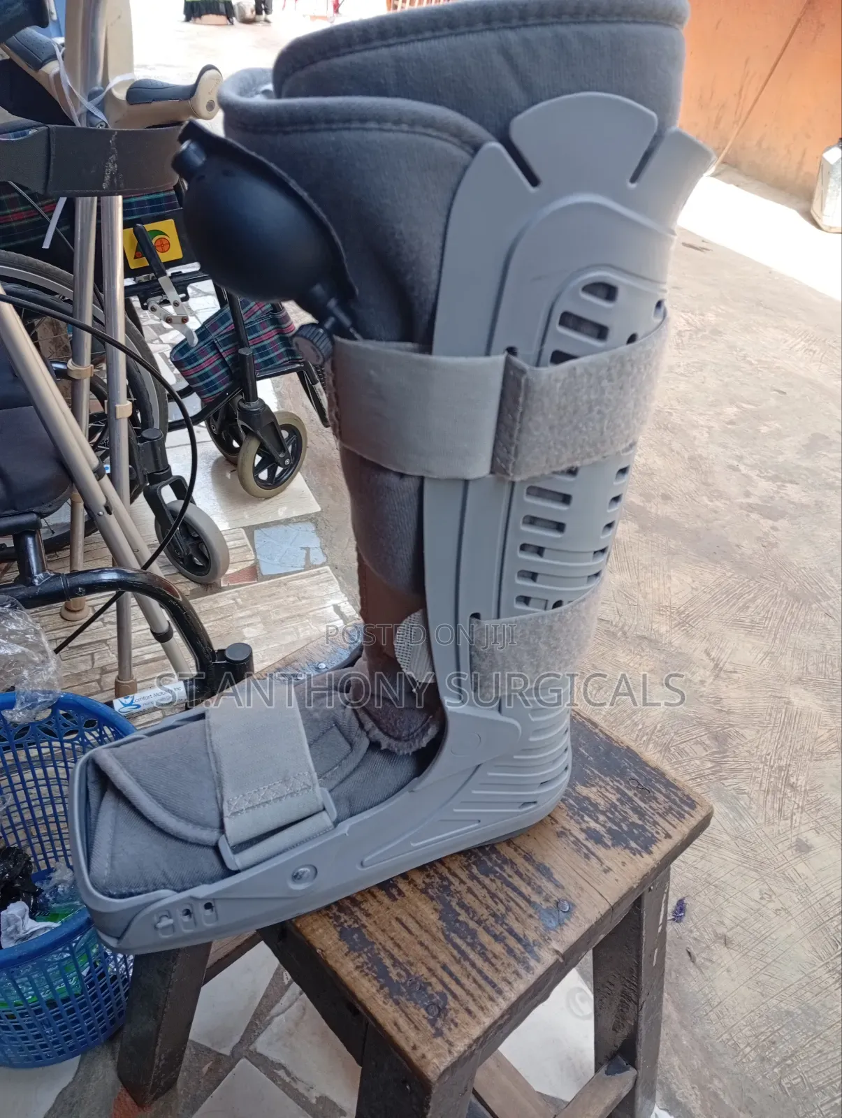 Air Cast Walker Boot