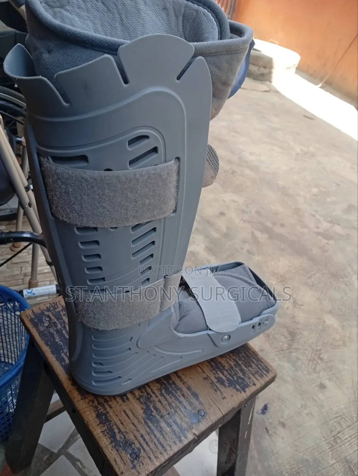 Air Cast Walker Boot