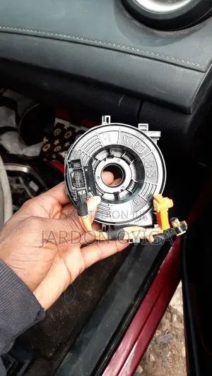 On Control Toyota Rav 4 2015