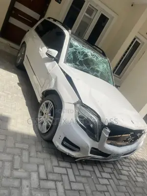 Mercedes Glk350 Windscreen Glass We Deliver and Install