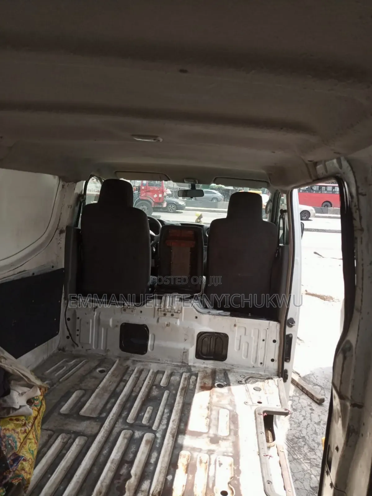 Nissan Caravan (Urvan) 2010 White