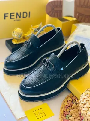 Fendi Quality Shoe