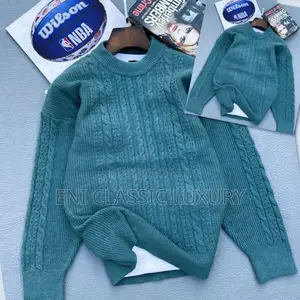 New Trend Luxury Unbranded Cargo Sweatop Available