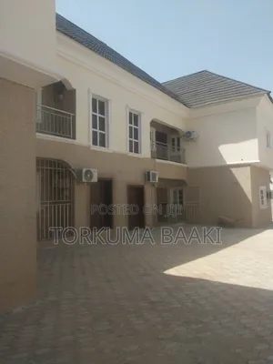 3bdrm Block of Flats in Gwarinpa for rent