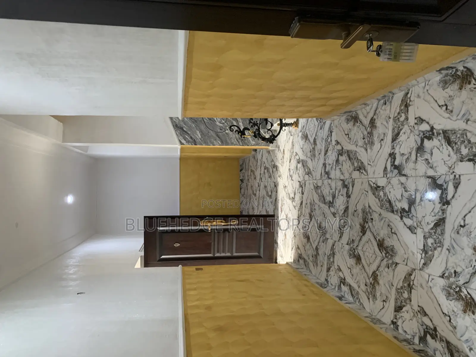 5bdrm Duplex in Osongama Estate, Uyo for sale