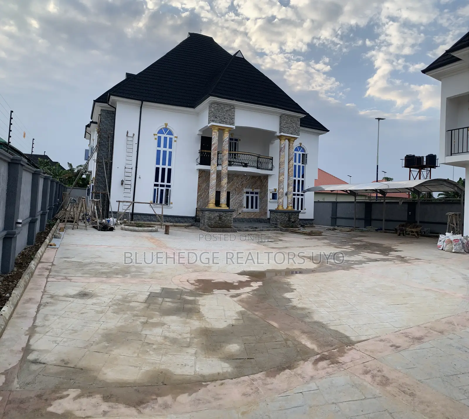 5bdrm Duplex in Osongama Estate, Uyo for sale