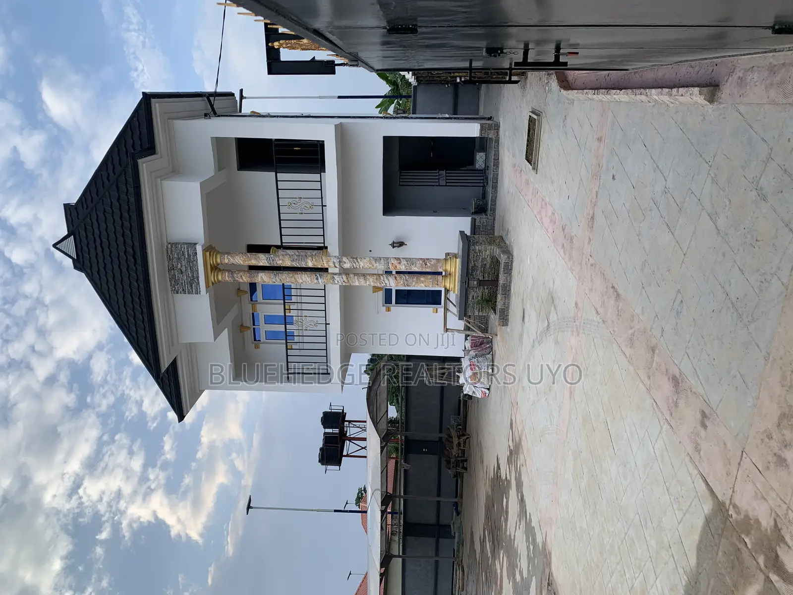 5bdrm Duplex in Osongama Estate, Uyo for sale