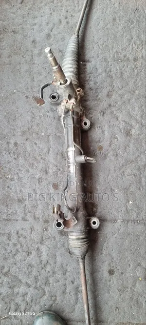 Power Steering Rack for Toyota Matrix 2004/2007