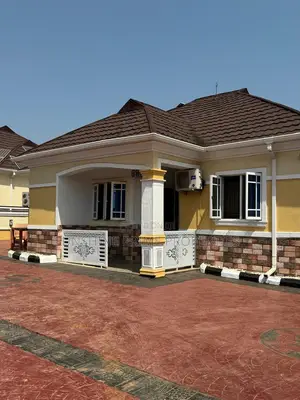 Furnished 3bdrm Bungalow in Main Alagbaka Gra, Akure for sale