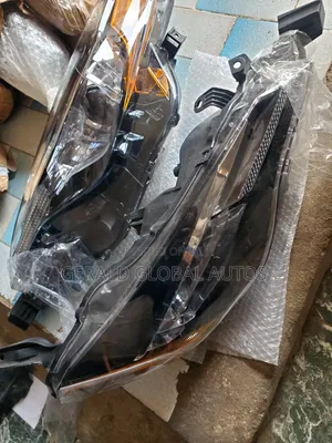 Head Lamp Corolla 2017 Le