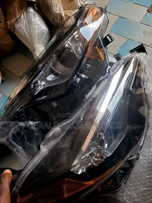 Head Lamp Corolla 2017 Le
