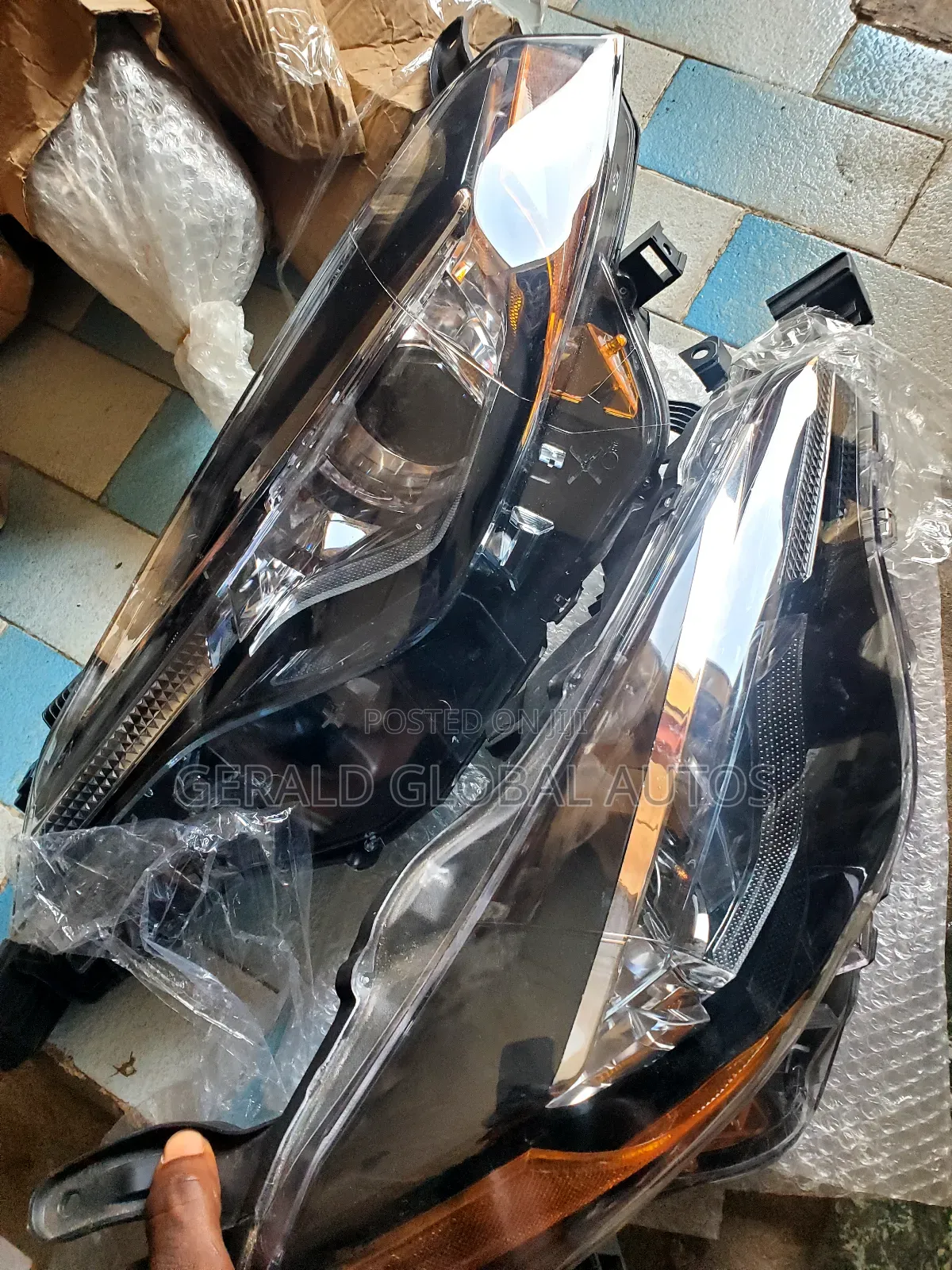 Head Lamp Corolla 2017 Le