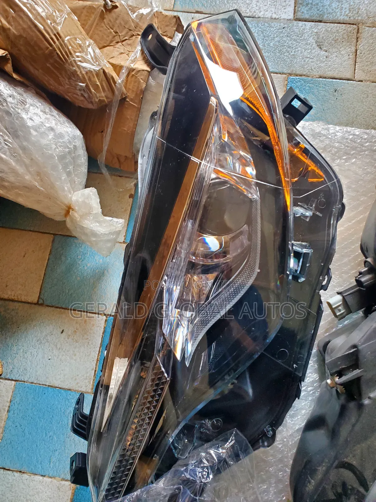 Head Lamp Corolla 2017 Le