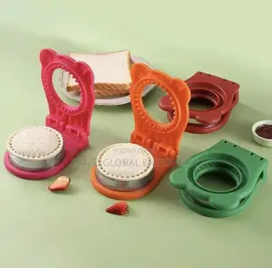 Sandwich Cutter