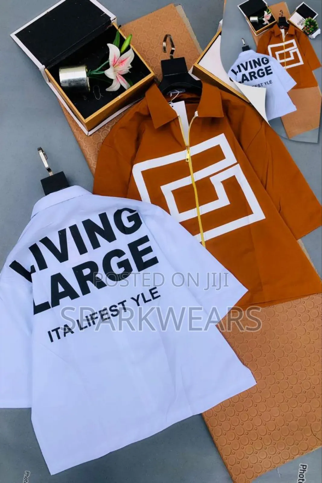 Round Neck Tees