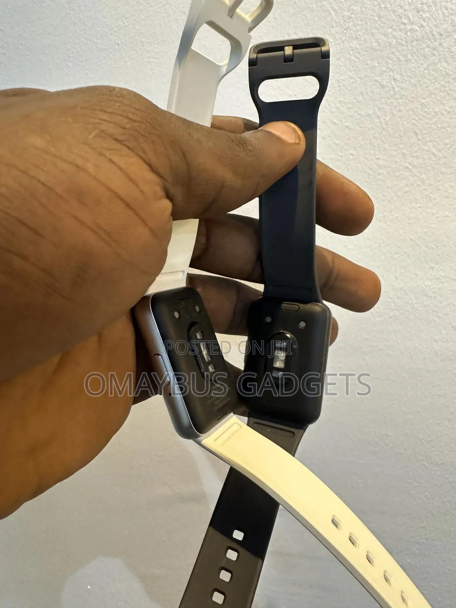Omaybus Watches