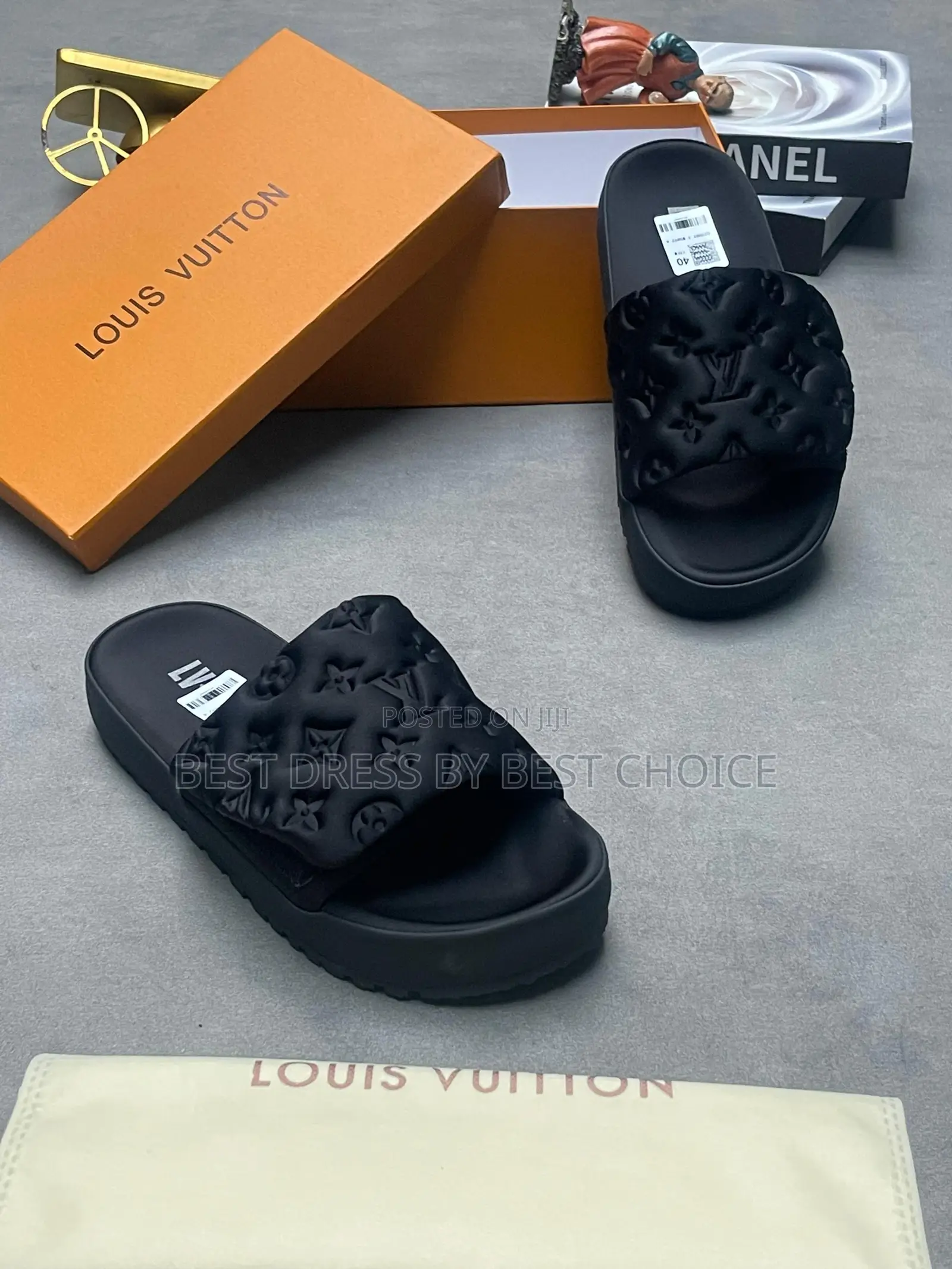 LV Nba Monogram Planter Slide Well Branded