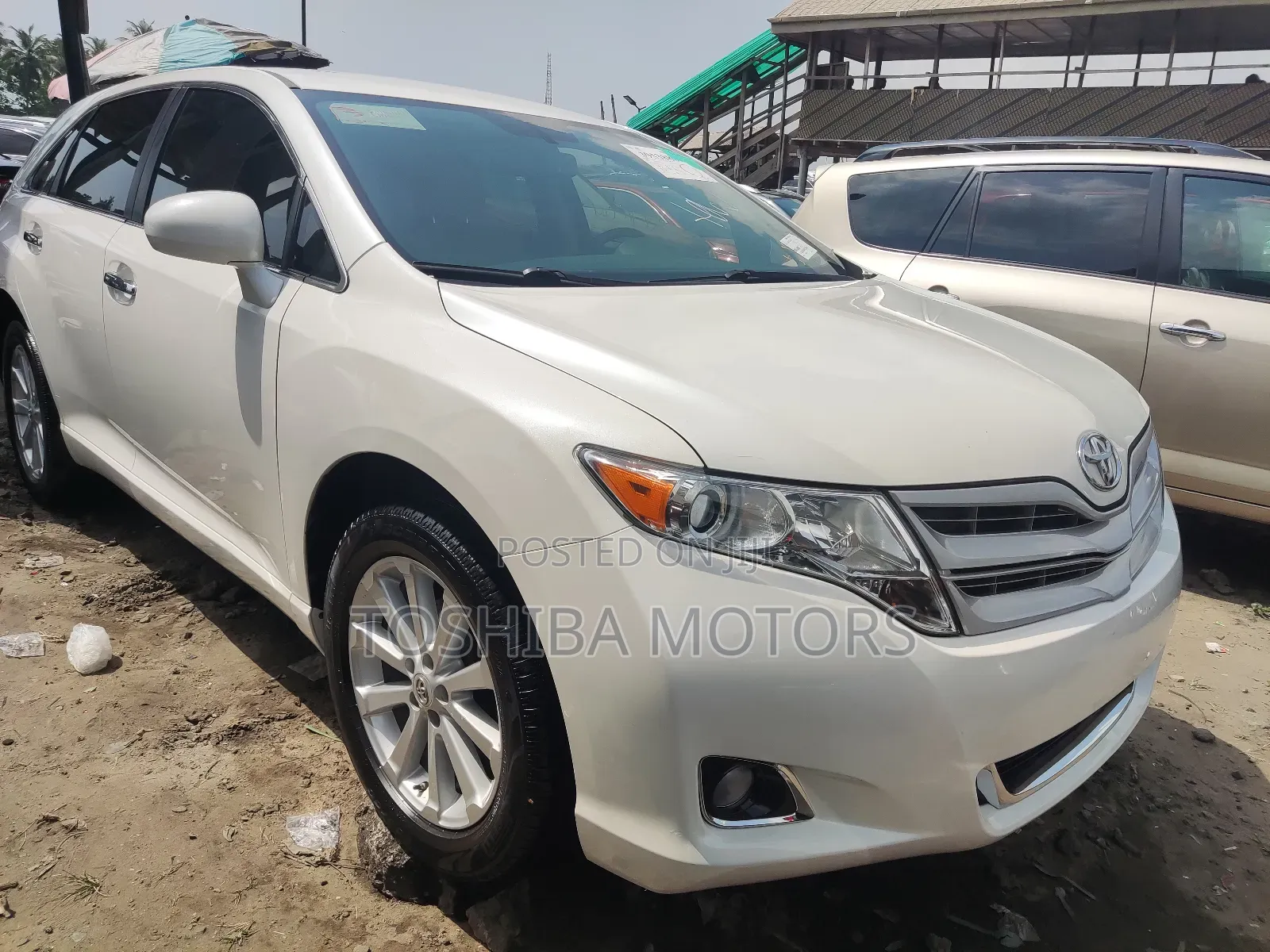 Toyota Venza AWD 2011 White