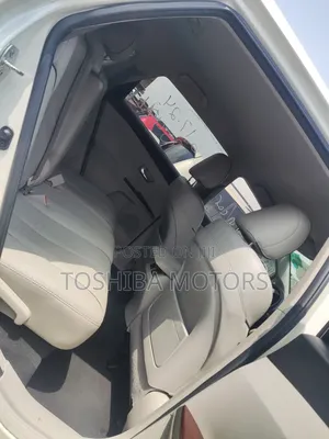 Toyota Venza AWD 2011 White