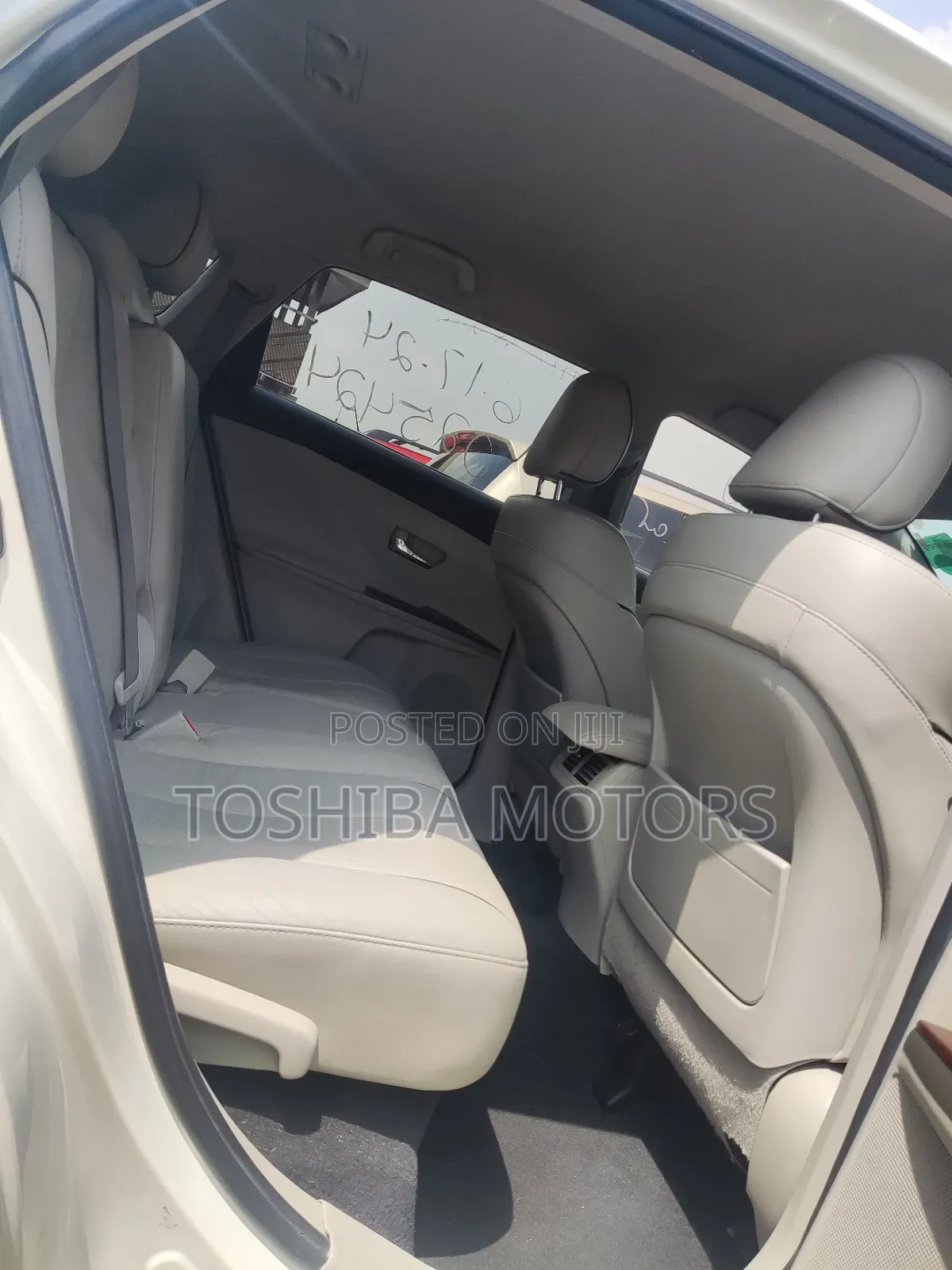 Toyota Venza AWD 2011 White