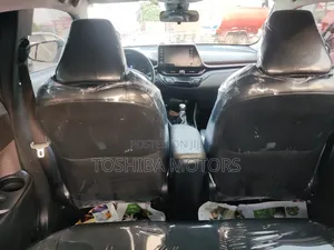Toyota RAV4 Limited 2021 White