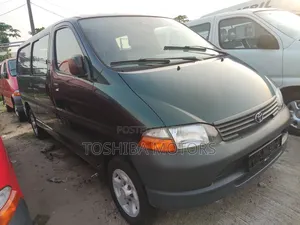 Toyota HiAce 2004 Blue