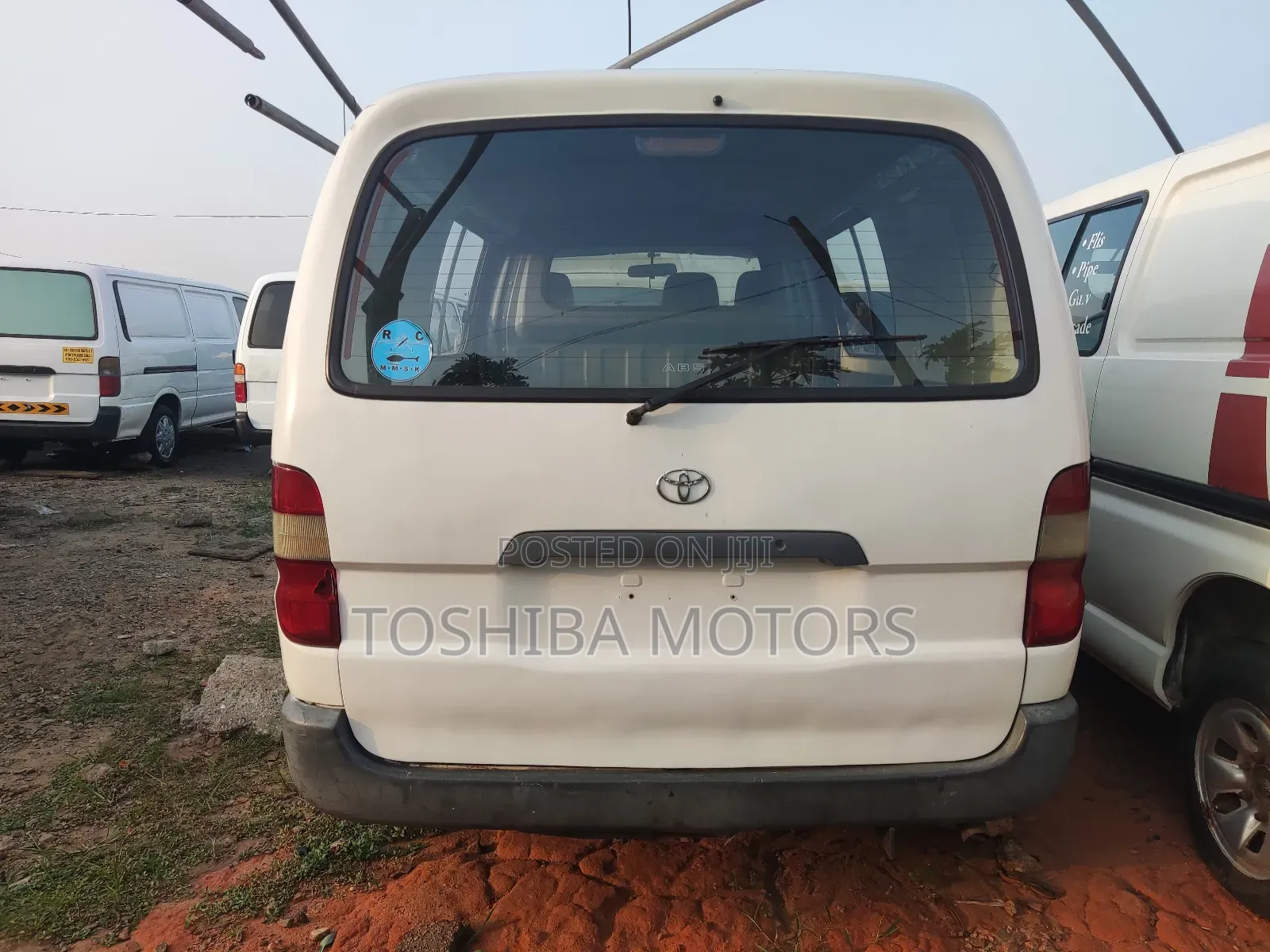 Toyota HiAce 2004 White