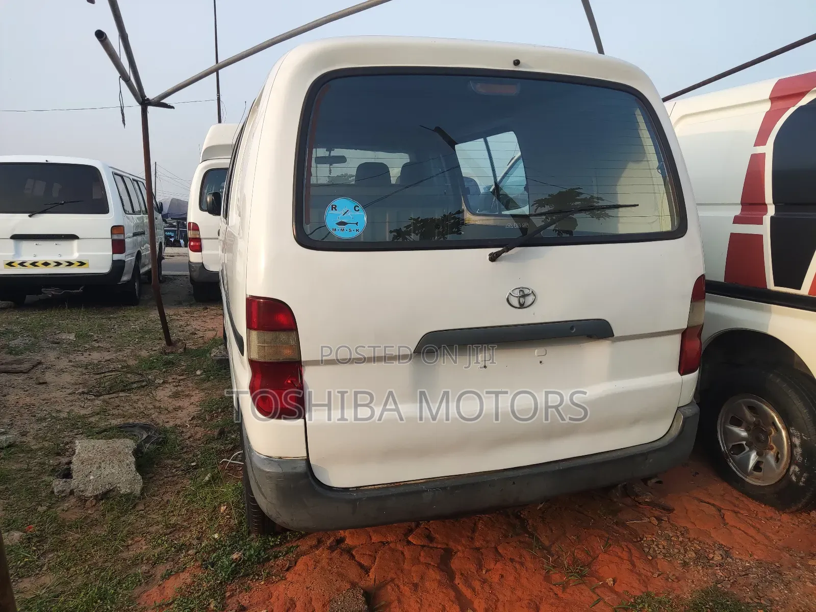 Toyota HiAce 2004 White