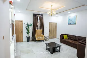 2bedroom Serviced Apartment. Tastefully Furnished