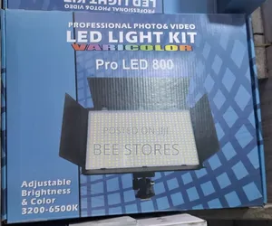Quality Professional LED 800 Light With Stand