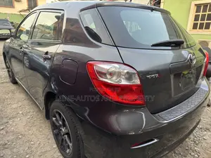 Toyota Matrix 2010 Gray