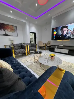 Exquisite 3 Bedroom Apartment