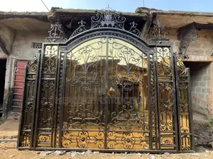 Royal Wrought/Stainless Gate