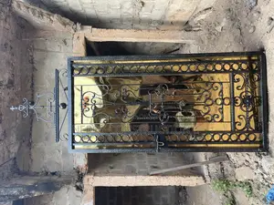 Royal Wrought/Stainless Gate