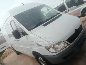 Mercedes-Benz Sprinter 2004 White