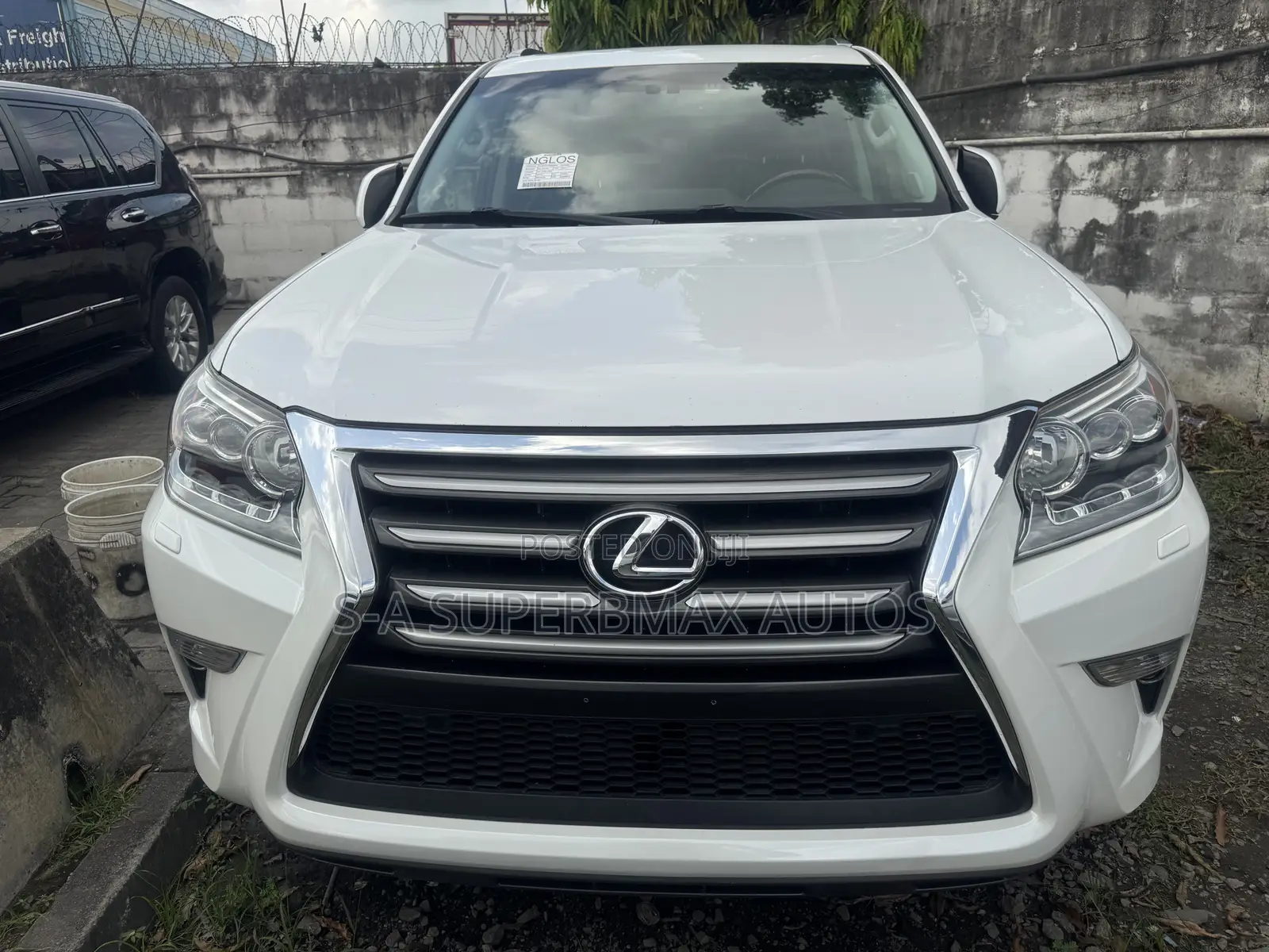 Lexus GX 460 Luxury 2016 White