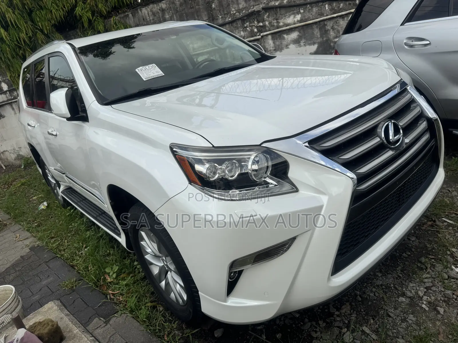 Lexus GX 460 Luxury 2016 White