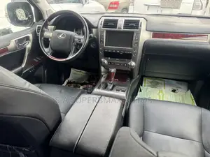 Lexus GX 460 Luxury 2016 White