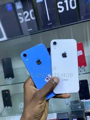 Apple iPhone XR 64 GB White