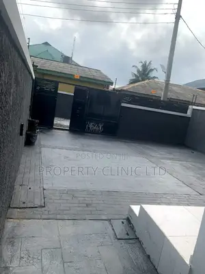 4bdrm Duplex in Obafemi-Owode for sale