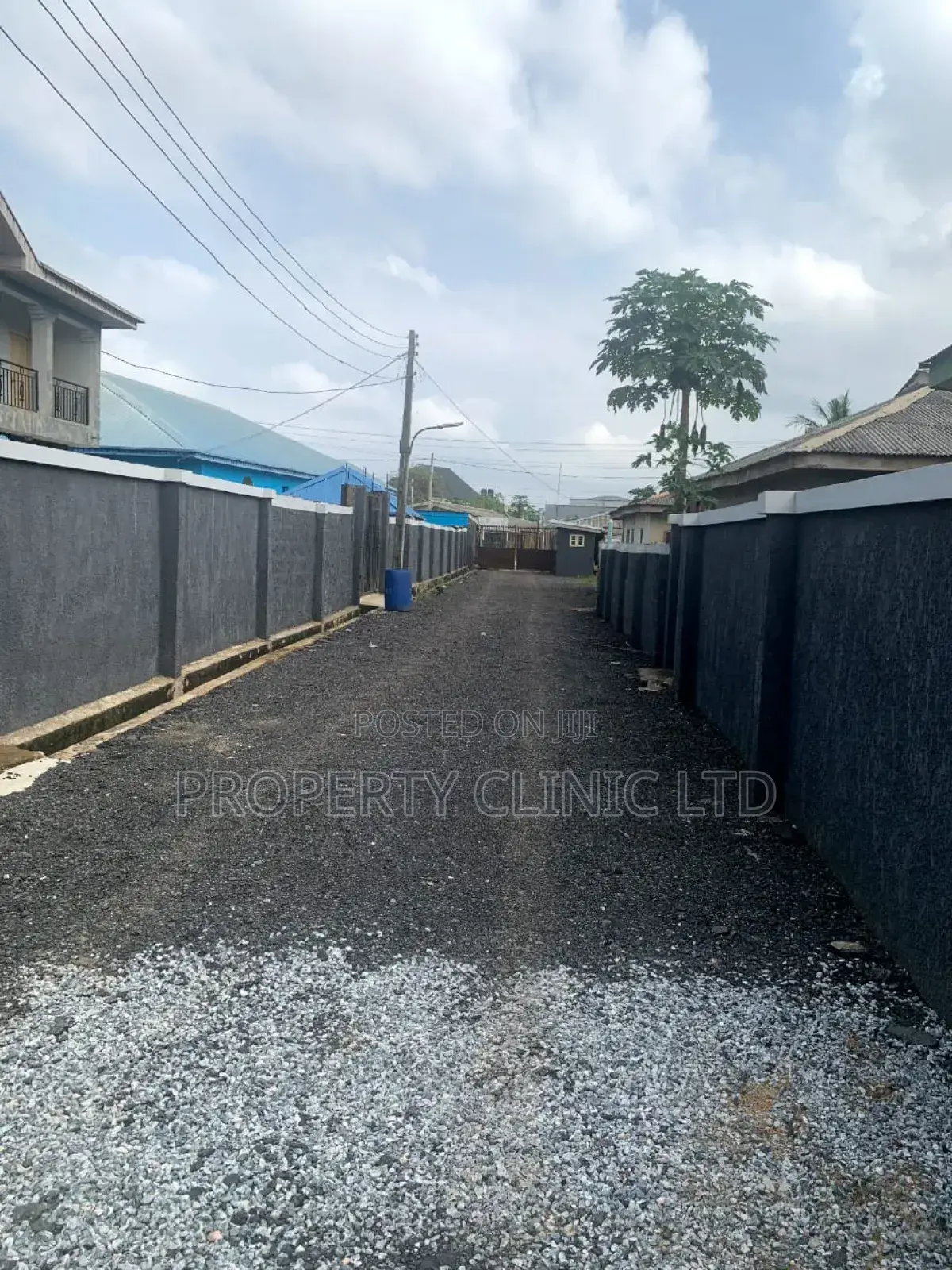 4bdrm Duplex in Obafemi-Owode for sale