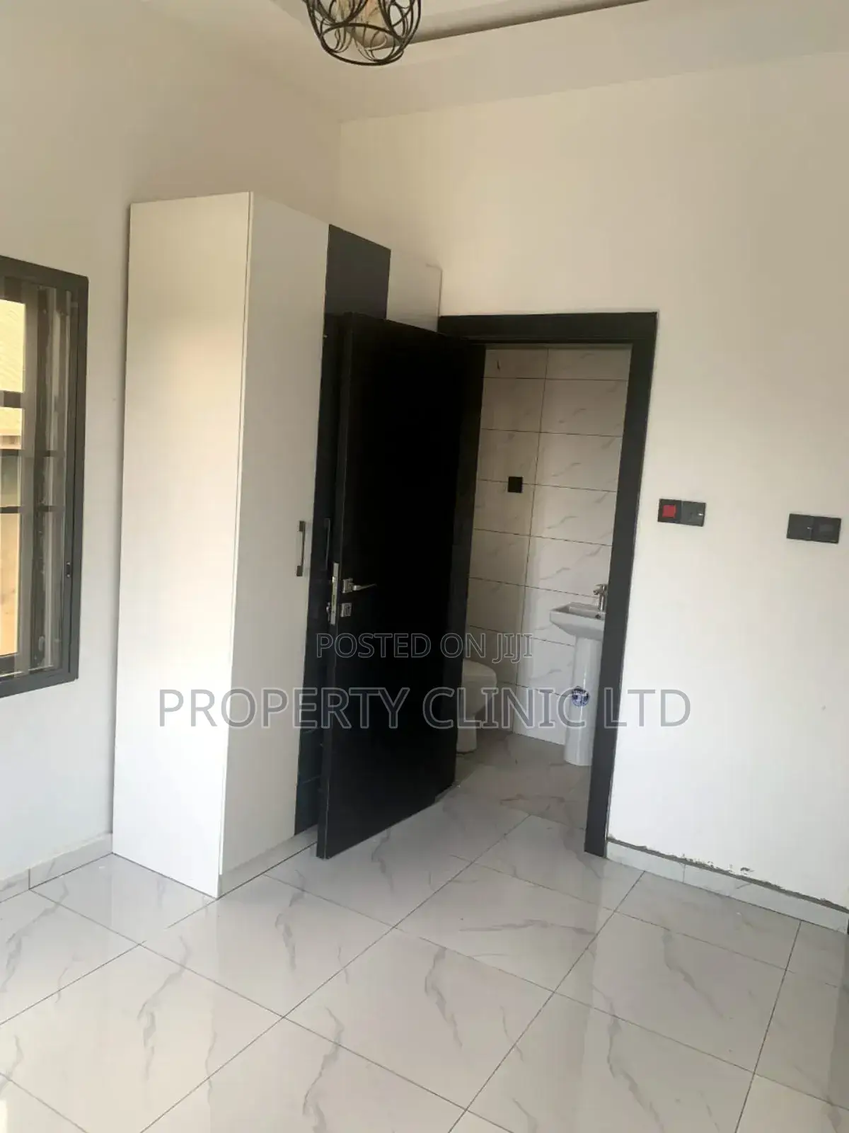 4bdrm Duplex in Obafemi-Owode for sale