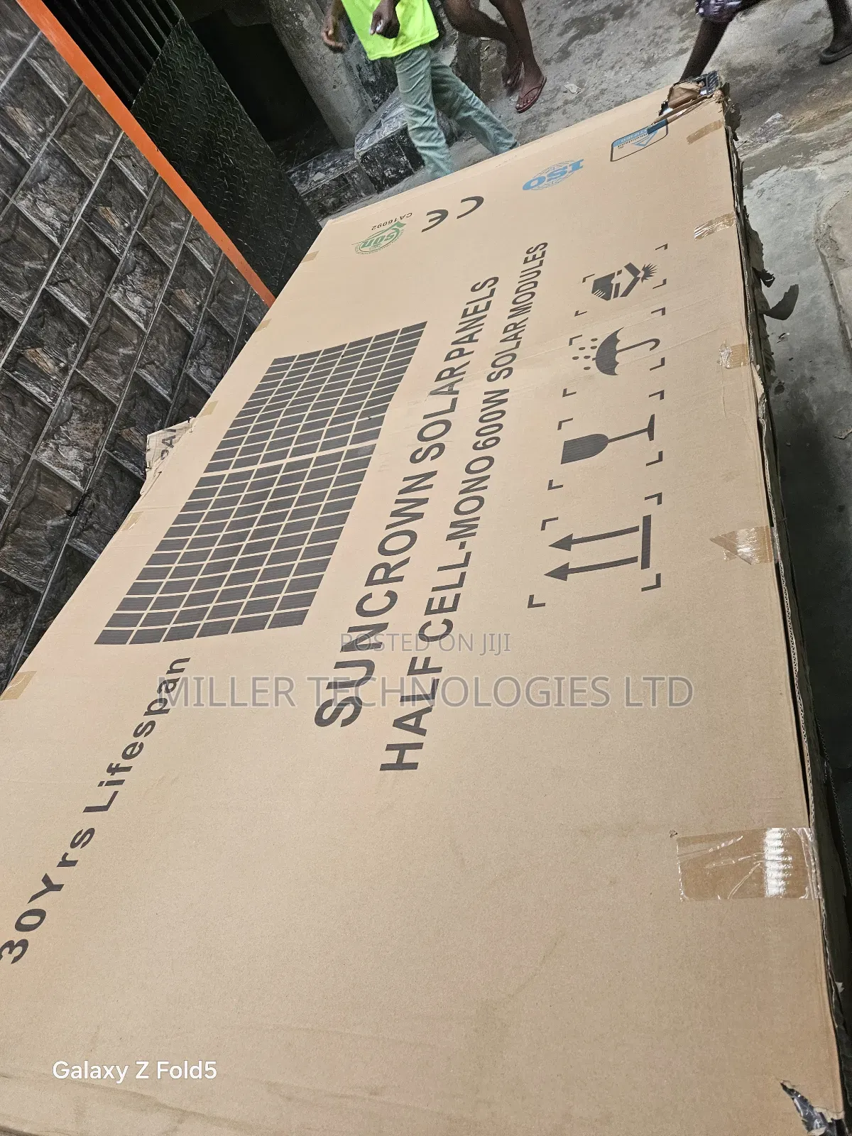 600w Suncrown Brand New Solar Panel Supplied