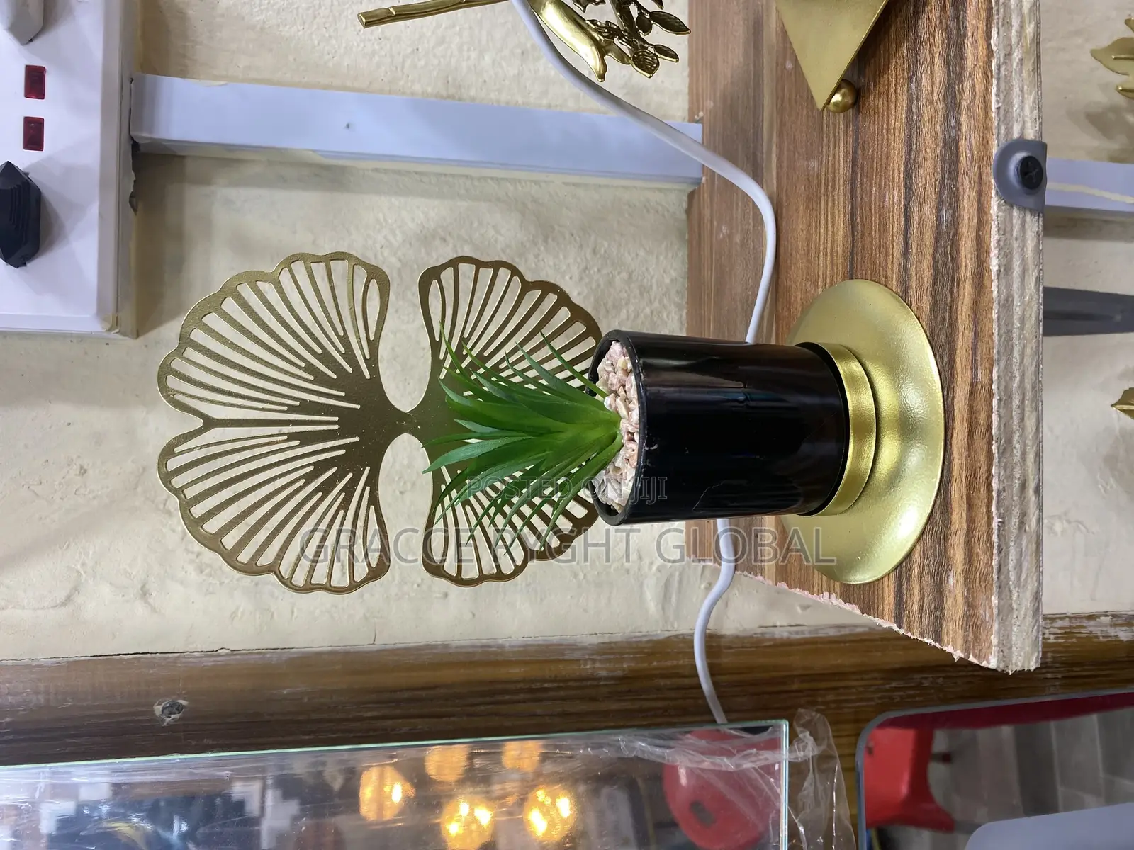Decorative Flower Vase With Gold Stand
