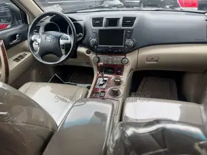 Toyota Highlander Limited 3.5l 4WD 2013 Burgundy
