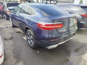 Mercedes-Benz GLC-Class 2018 Blue