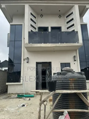 Mini Flat in Ago Palace for rent