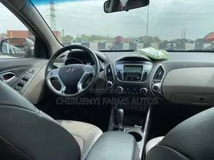 Hyundai Tucson 2013 Brown
