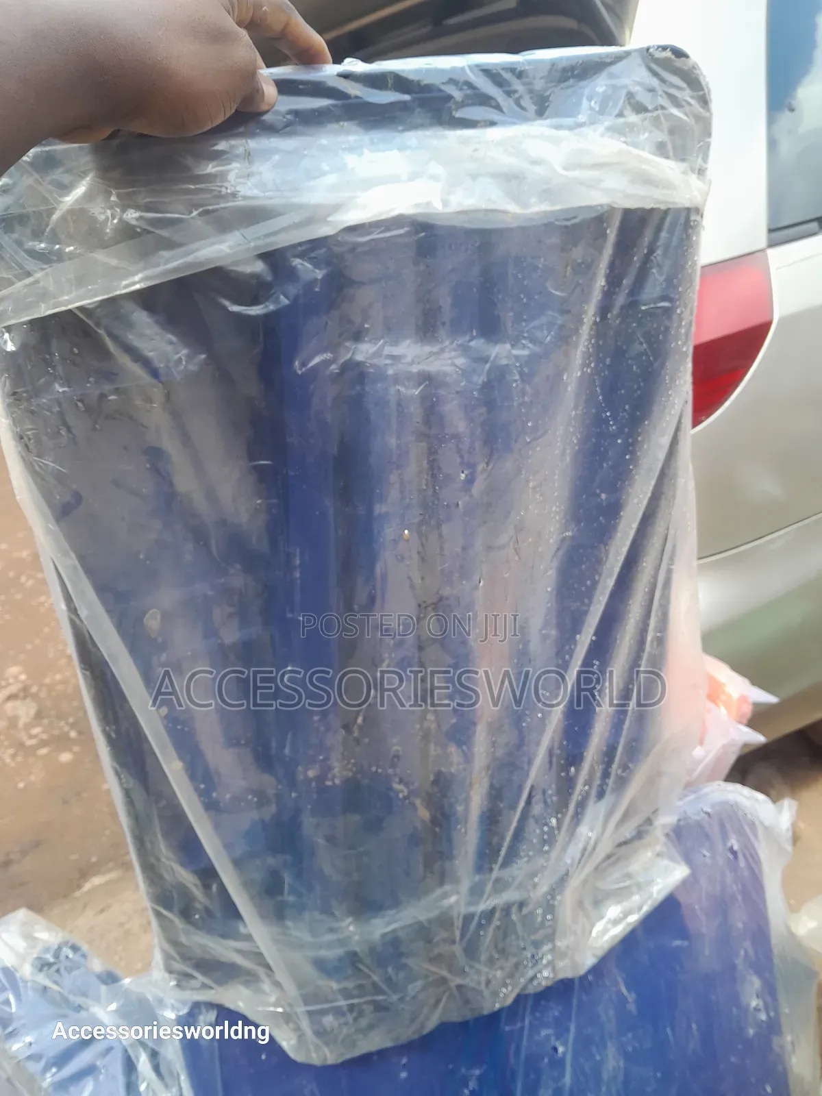 KGM Splendor Plastic Table